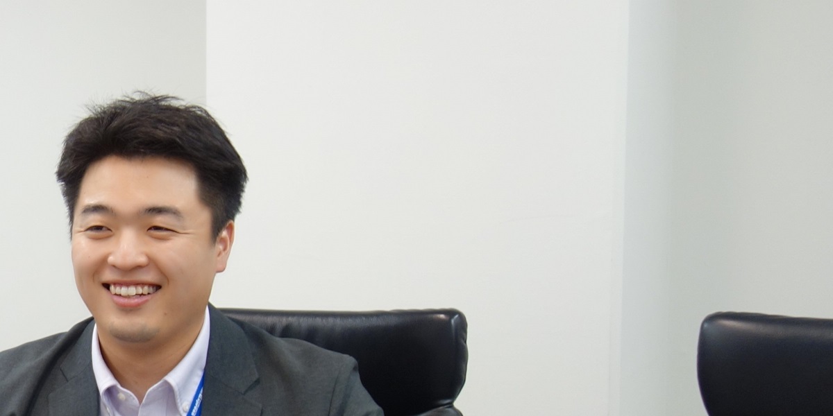 梅田　恭佑